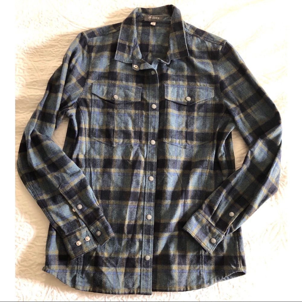 Ibex Women’s Plaid Button Down Shirt NWOT